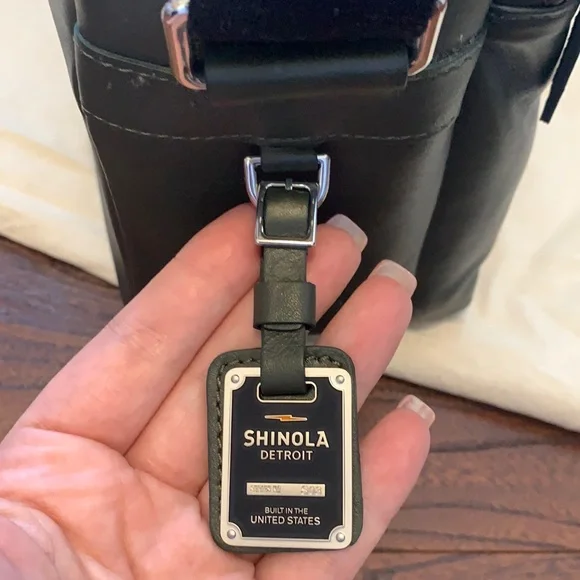 Shinola Top Zip Spruce Dark Green Leather Top Zip Messenger Bag - Picture 8 of 10